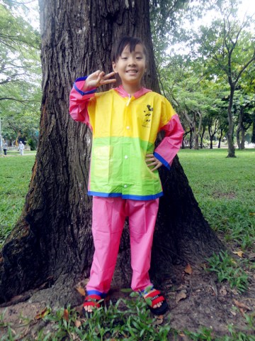 Áo mưa trẻ em - Chi Nhánh áo Mưa Minh Đức - Công ty TNHH Đầu Tư Sản Xuất Thương Mại Dịch Vụ Minh Đức